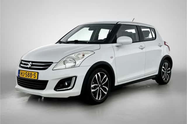 Suzuki Swift (2015) thumbnail 1