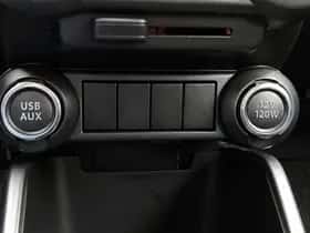 Suzuki Ignis (2024) thumbnail 6