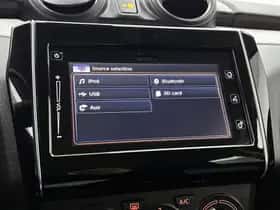 Suzuki Swift (2024) thumbnail 7