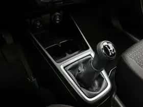 Suzuki Swift (2024) thumbnail 10
