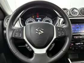 Suzuki Vitara (2022) thumbnail 18