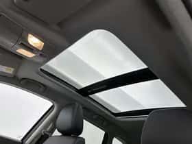 Suzuki Vitara (2022) thumbnail 4