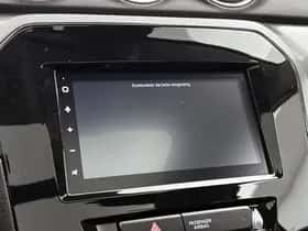 Suzuki Vitara (2022) thumbnail 9