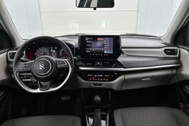 Suzuki Swift (2026) thumbnail 4