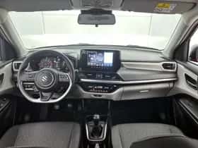 Suzuki Swift (2024) thumbnail 4