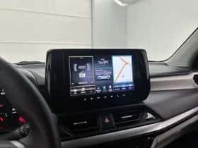 Suzuki Swift (2024) thumbnail 7