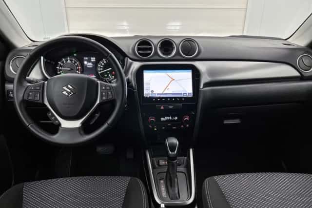 Suzuki Vitara (2025) thumbnail 4