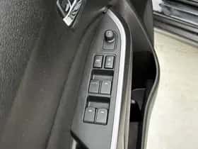 Suzuki Vitara (2021) thumbnail 22