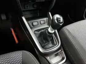 Suzuki Vitara (2021) thumbnail 10