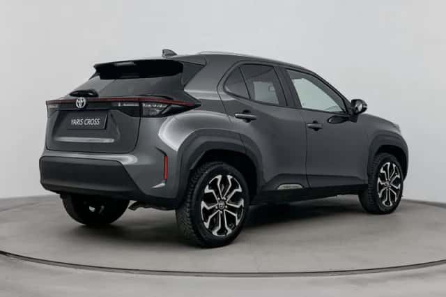 Toyota Yaris_Cross (2022) thumbnail 2