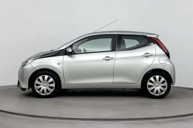 Toyota Aygo (2019) thumbnail 3