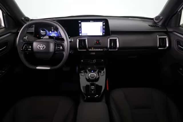 Toyota Urban_Cruiser (2026) thumbnail 4