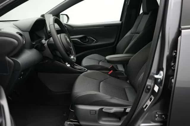 Toyota Yaris (2026) thumbnail 4