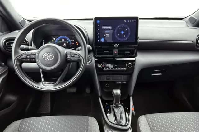 Toyota Yaris_Cross (2025) thumbnail 4