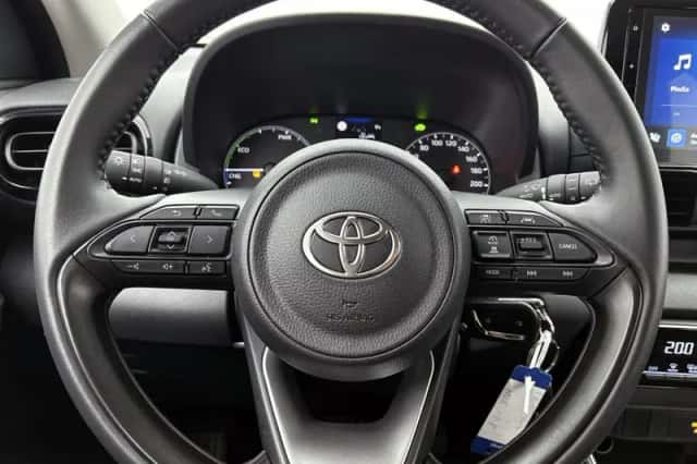 Toyota Yaris (2025) thumbnail 6