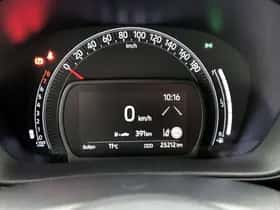 Toyota Aygo (2024) thumbnail 5