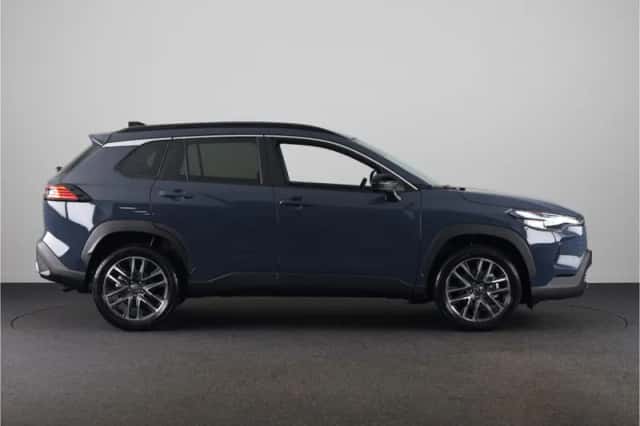 Toyota Corolla_Cross (2026) thumbnail 3