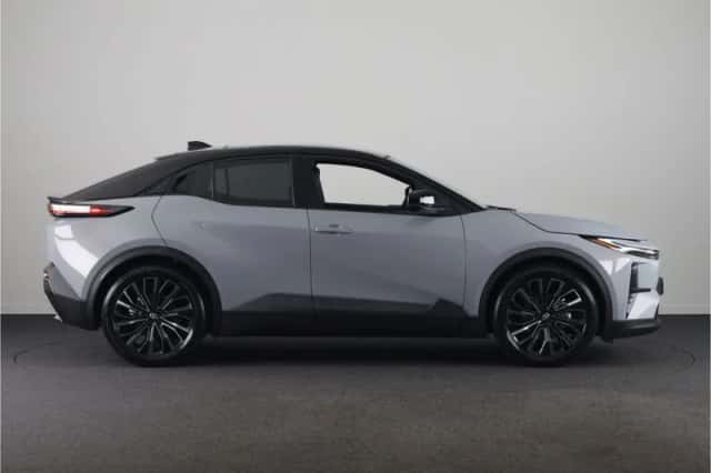 Toyota C-HR+ (2026) thumbnail 3