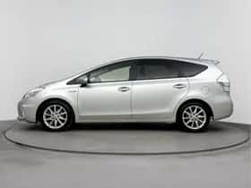 Toyota Prius (2012) thumbnail 3