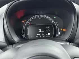 Toyota Aygo (2023) thumbnail 6