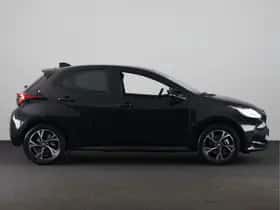 Toyota Yaris (2026) thumbnail 3