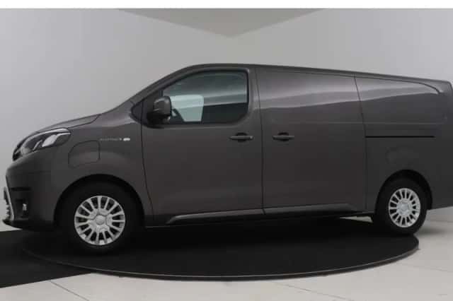 Toyota Proace (2024) thumbnail 3