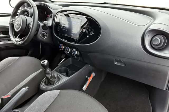 Toyota Aygo (2025) thumbnail 6