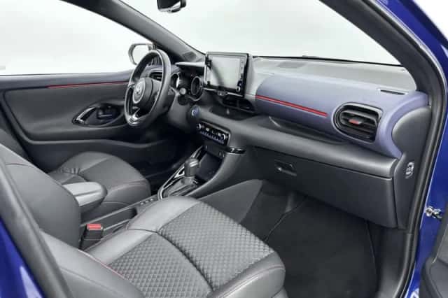Toyota Yaris (2022) thumbnail 6