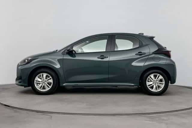 Toyota Yaris (2026) thumbnail 3
