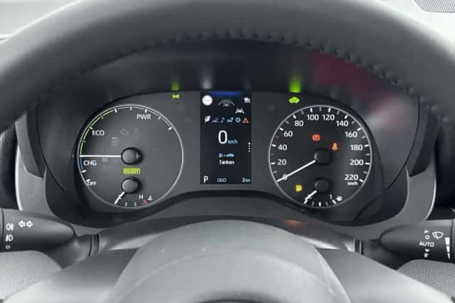 Toyota Yaris (2026) thumbnail 5