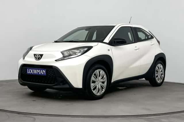 Toyota Aygo (2024) thumbnail 1