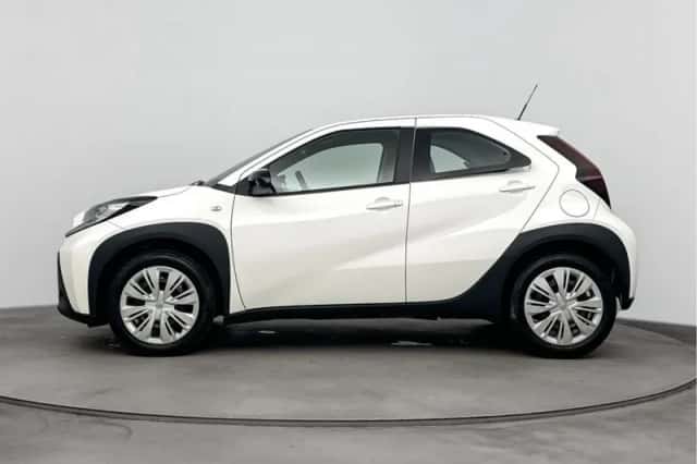 Toyota Aygo (2024) thumbnail 3