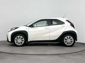 Toyota Aygo (2024) thumbnail 3