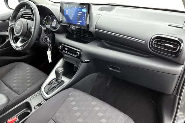 Toyota Yaris (2025) thumbnail 6