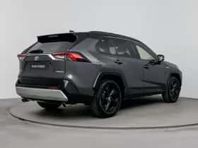 Toyota RAV4 (2019) thumbnail 2