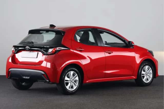 Toyota Yaris (2026) thumbnail 2