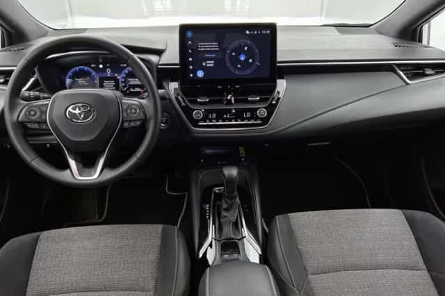 Toyota Corolla_Touring_Sports (2025) thumbnail 4