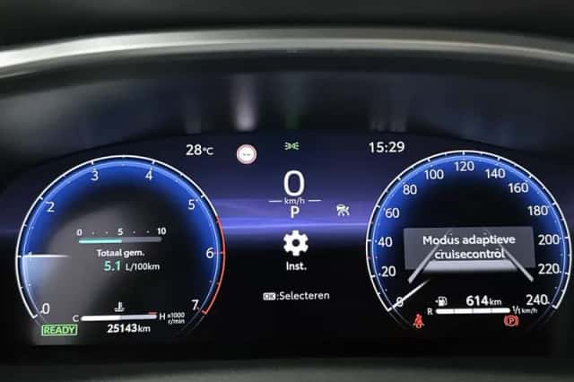Toyota Corolla_Touring_Sports (2025) thumbnail 5