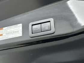 Toyota Yaris_Cross (2022) thumbnail 26