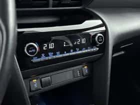 Toyota Yaris_Cross (2022) thumbnail 10