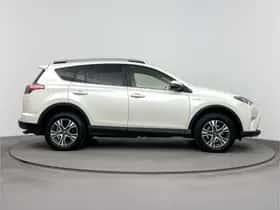 Toyota RAV4 (2017) thumbnail 12