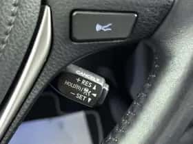 Toyota RAV4 (2017) thumbnail 15