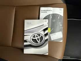 Toyota RAV4 (2017) thumbnail 30