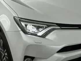 Toyota RAV4 (2017) thumbnail 31