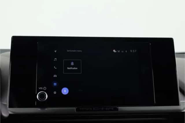 Toyota C-HR (2026) thumbnail 6