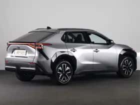 Toyota bZ4X (2026) thumbnail 2