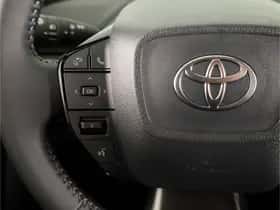 Toyota bZ4X (2026) thumbnail 18
