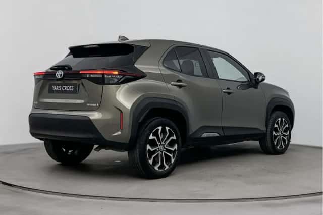 Toyota Yaris_Cross (2022) thumbnail 2