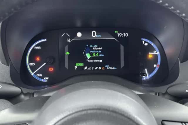 Toyota Yaris_Cross (2022) thumbnail 5
