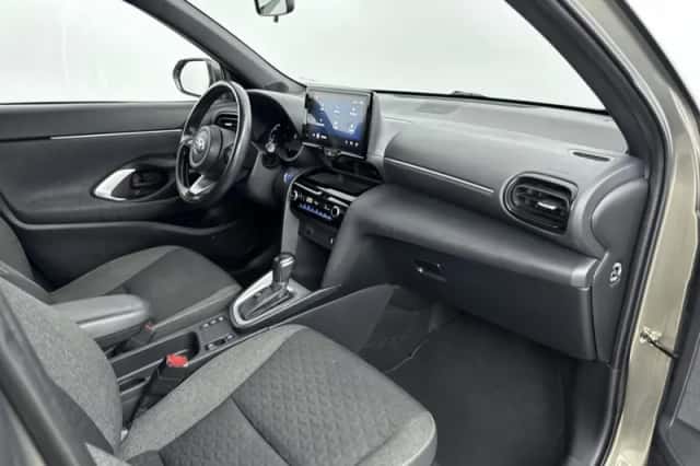 Toyota Yaris_Cross (2022) thumbnail 6